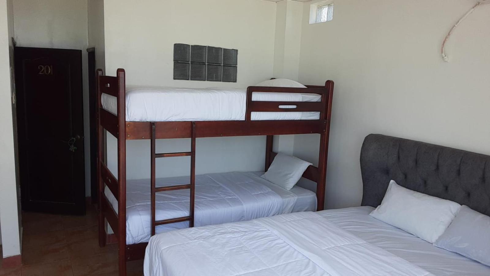 Hotel Paradise Beach Playas Esterno foto