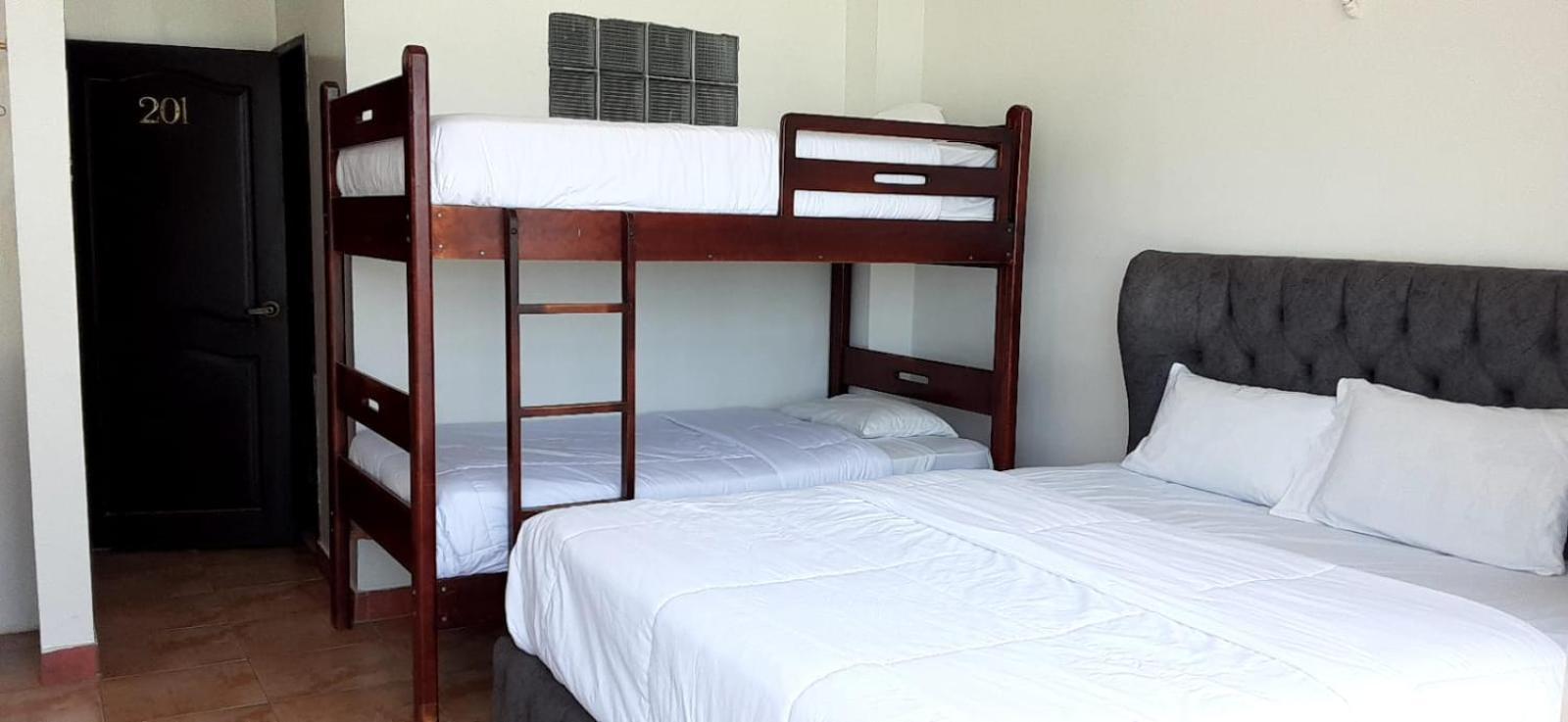 Hotel Paradise Beach Playas Esterno foto