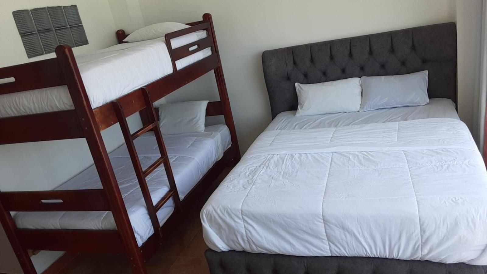 Hotel Paradise Beach Playas Esterno foto